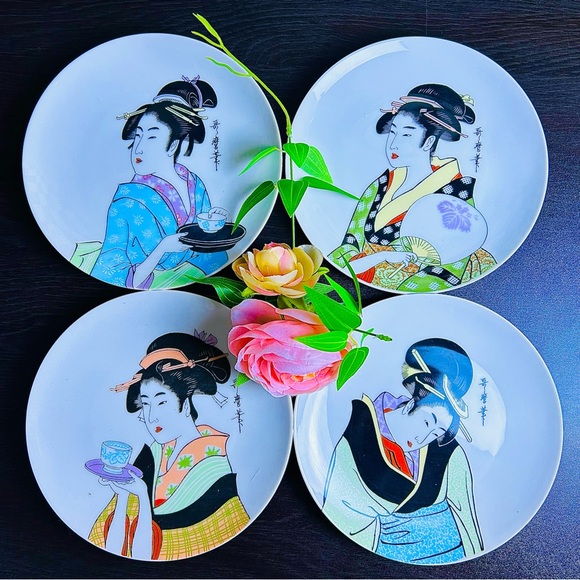 Vintage Other - Japanese Geisha Wall Plates Set of 4, Vintage Asian Porcelain Art Collectible